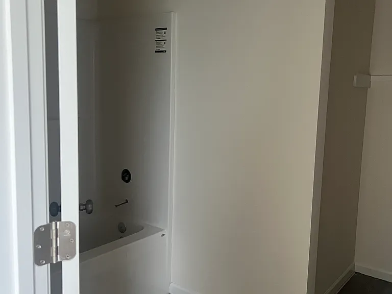 4024 Highland Ave — Photo 5