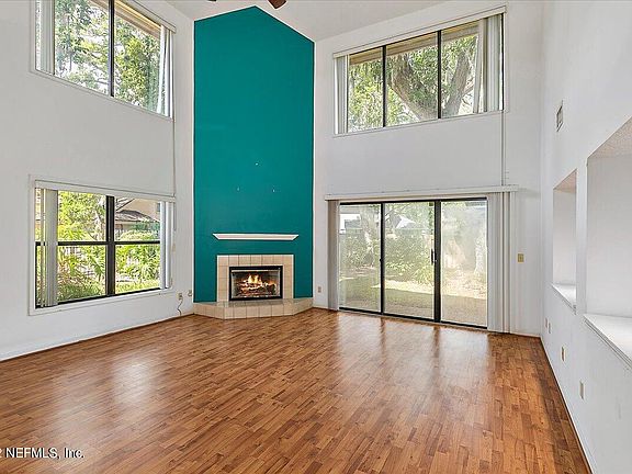 4th image of 6027 Bridgewater Cir
