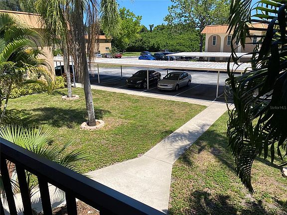 4th image of 4500 E BAY DRIVE #112