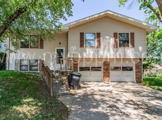 2205 N 125th Avenue Cir, Omaha, NE 68164