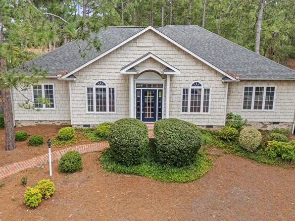 115 Clay Circle, West End, NC 27376