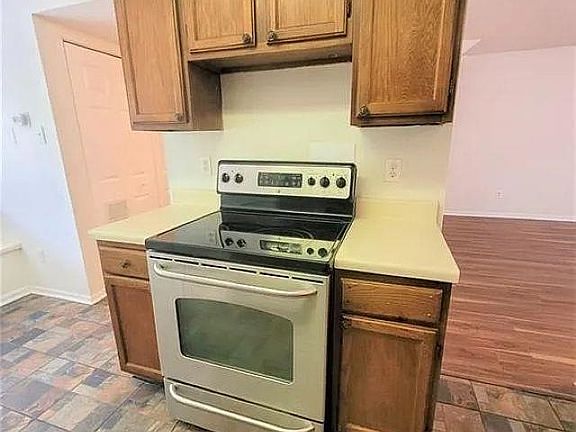 3rd image of 6701 Dickens Ferry Rd APT 53
