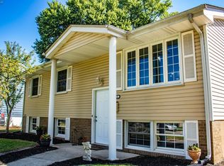 1033 N Wood St, Griffith, IN 46319