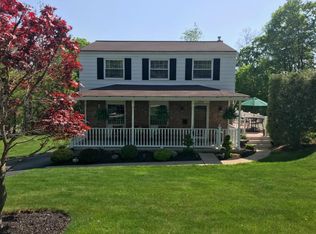5947 Dublin Rd, Bethel Park, PA 15102