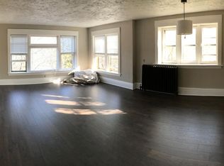 2530 Dupont Ave S, Minneapolis, MN 55405