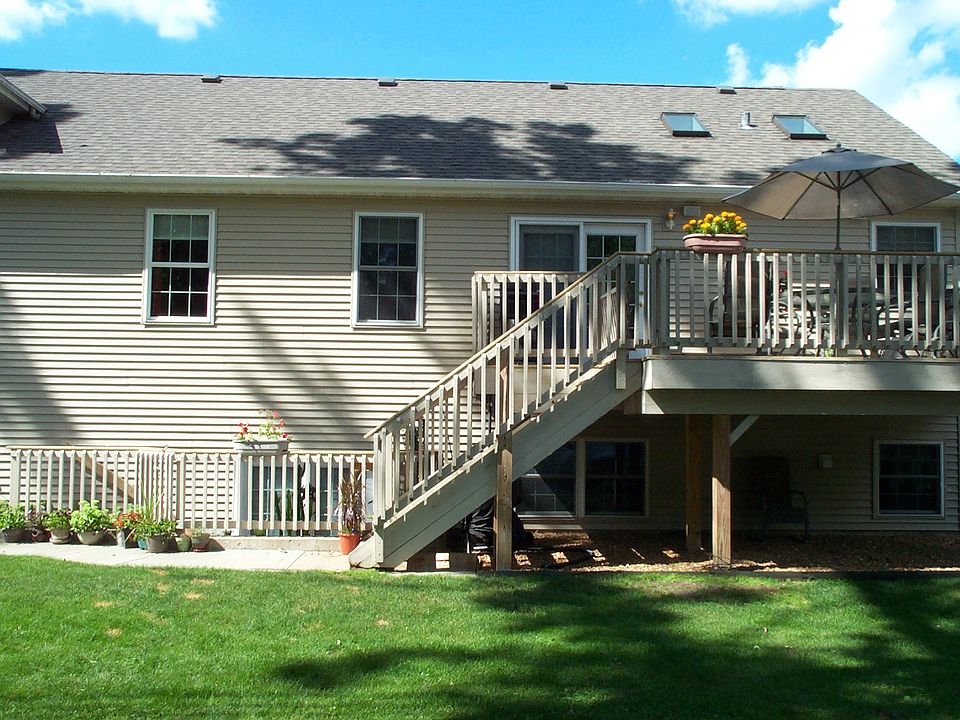 REAR OF HOUSE