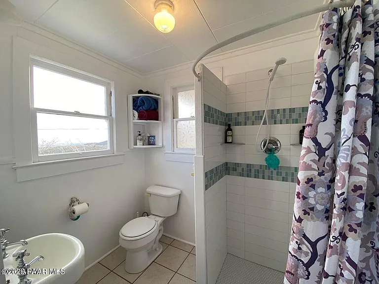 715 Clark St #1 — Photo 14