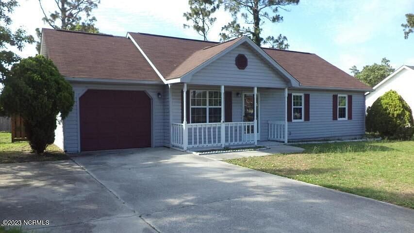 2nd image of 311 Crown Point Rd