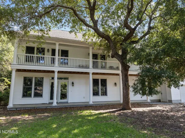 138 Beechwood Drive, Pine Knoll Shores, NC 28512