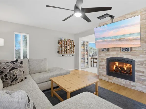 220 Sage Rd, El Cajon, CA 92021