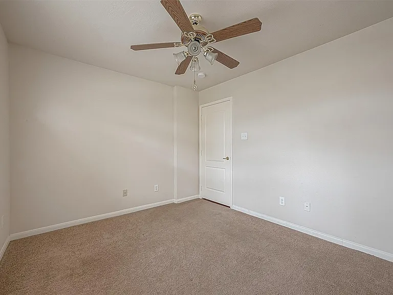 11814 Copperas Creek Dr — Photo 23
