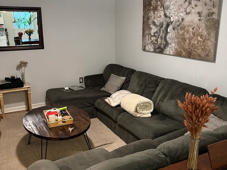 1217 Crease St #1 — Photo 3