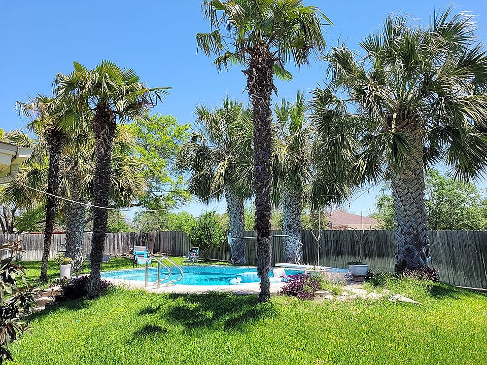 Pool with diving board