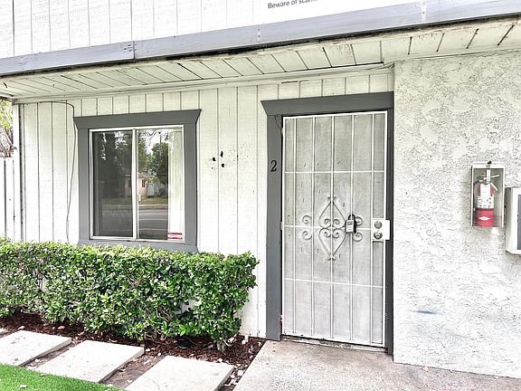 2nd image of 6508 Coldwater Canyon Ave APT 2