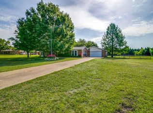 474 N Collins Rd, Sunnyvale, TX 75182