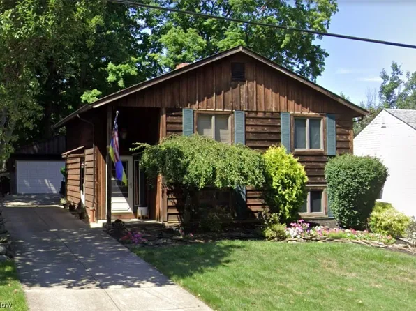 29235 Ashwood Dr, Wickliffe, OH 44092