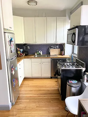 Rented by KWNYC Tribeca | media 32