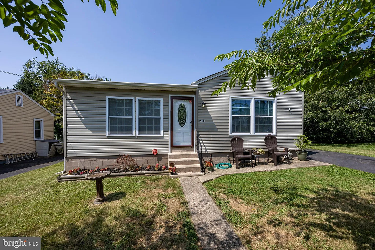 4938 Demaio Dr photo 1