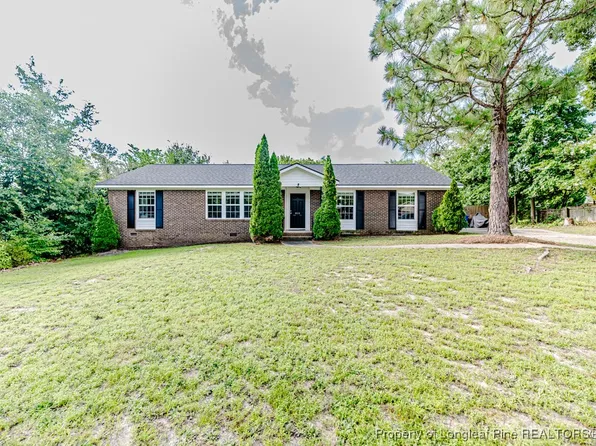 616 Dandridge Dr, Fayetteville, NC 28303