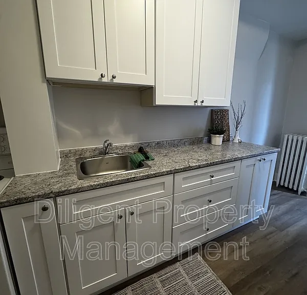 451 Water St #3 — Photo 6