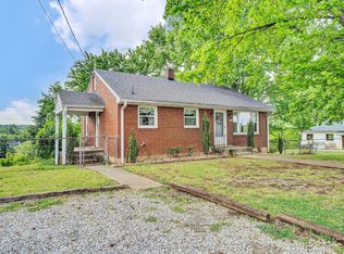 2251 Moir St NE, Roanoke, VA 24012