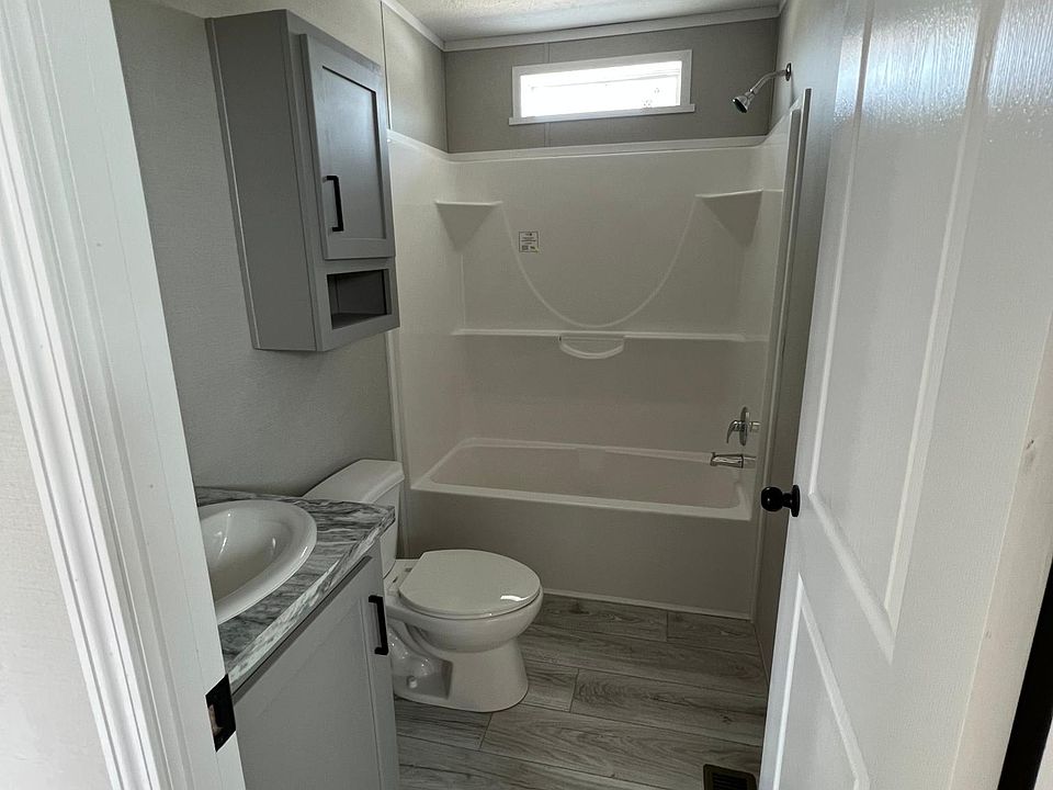 1st image of 9607 Graceland Dr #9607