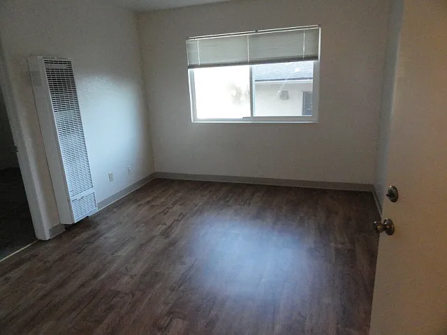 6 Arkwright Ct — Photo 2