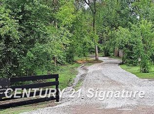 1948 E Chippewa River Rd, Midland, MI 48640