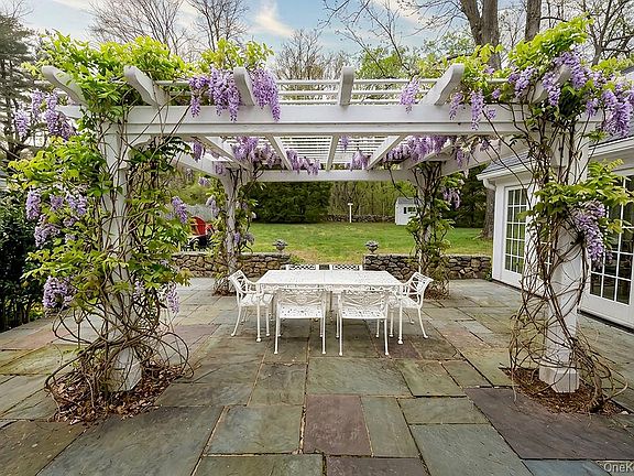 3rd image of 8 Nancys Lane