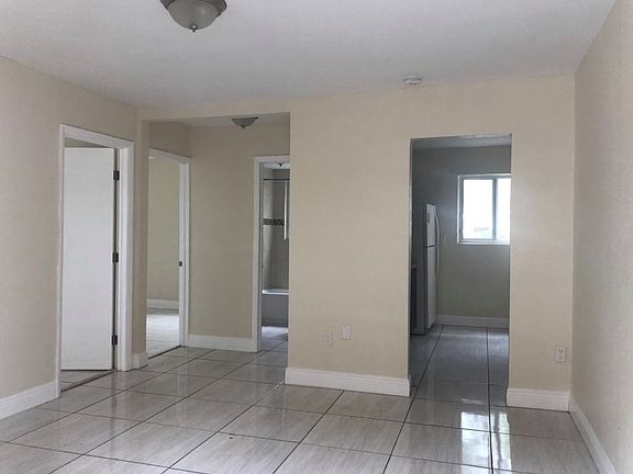 2nd image of 1940 Washington Ave #11507694