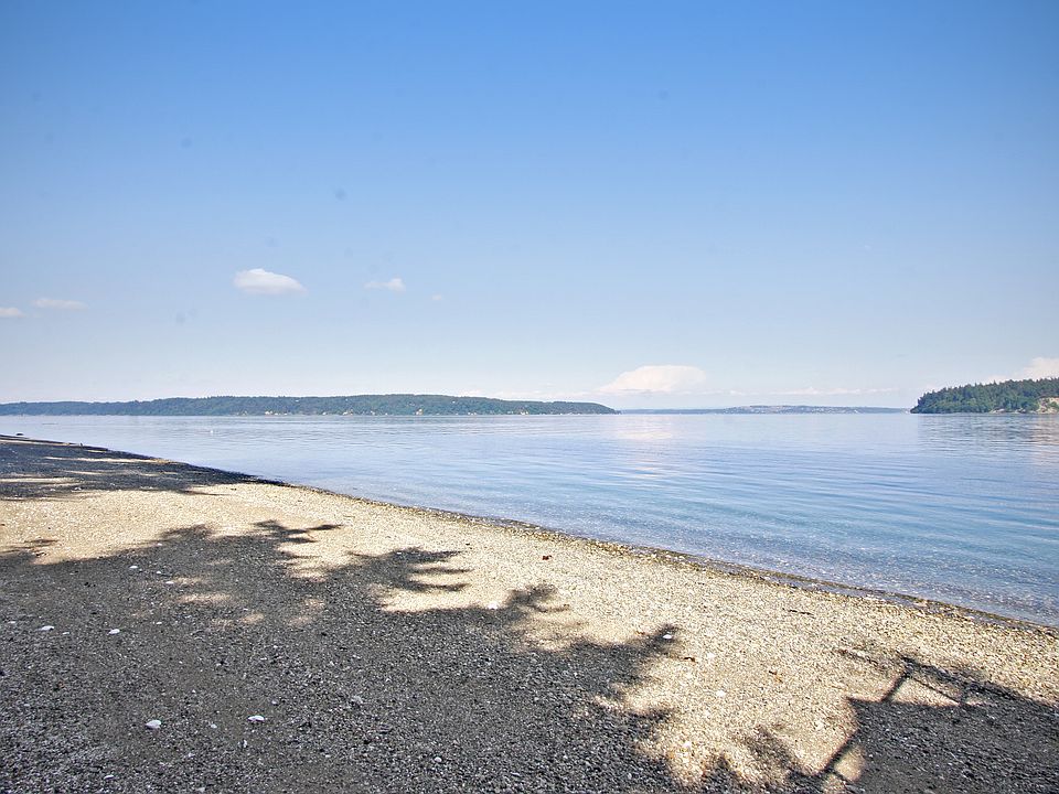 Beach of 7711 Goodman