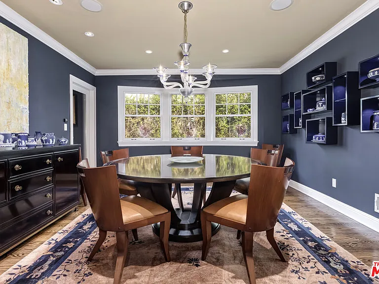 2855 Club Dr — Photo 21