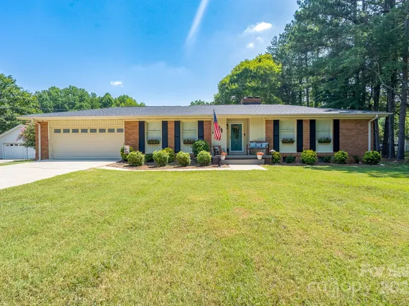 304 Sowers Ferry Rd, Salisbury, NC 28144