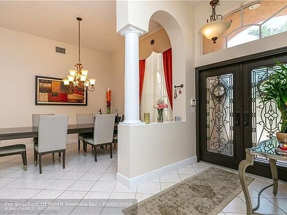 2nd image of 16318 Mariposa Cir S