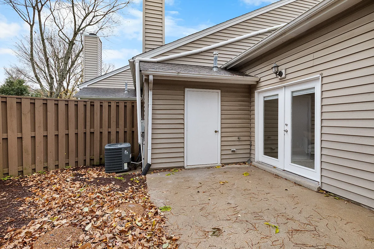 Building Photo - 315 Yorkshire Cir