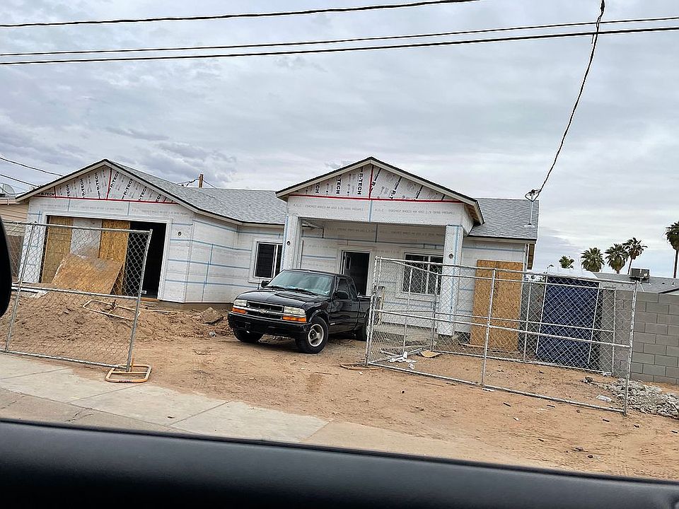1st image of 4229 N 32nd Ave