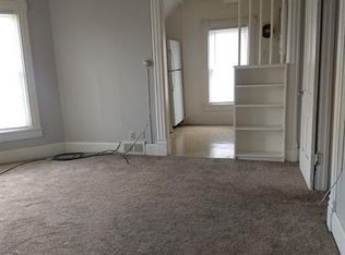 741 W Ringold St, Freeport, IL 61032