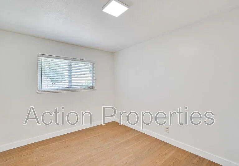 2280 Brentwood Ct — Photo 20