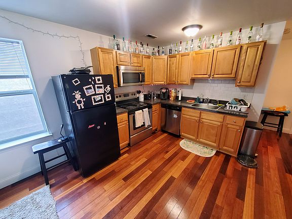 3rd image of 1525 N 17th St APT 3
