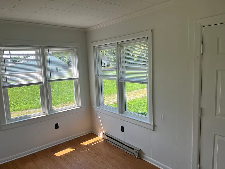 12191 Somerset Ave — Photo 12