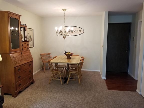 4th image of 2929 Sunnyside Dr Unit 329B