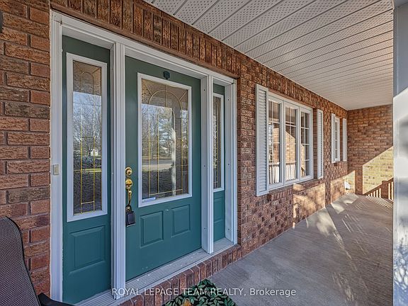 4th image of 6543 Wheatfield Cres