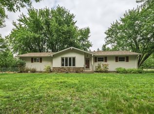 5101 Sindelar Dr, Eau Claire, WI 54701