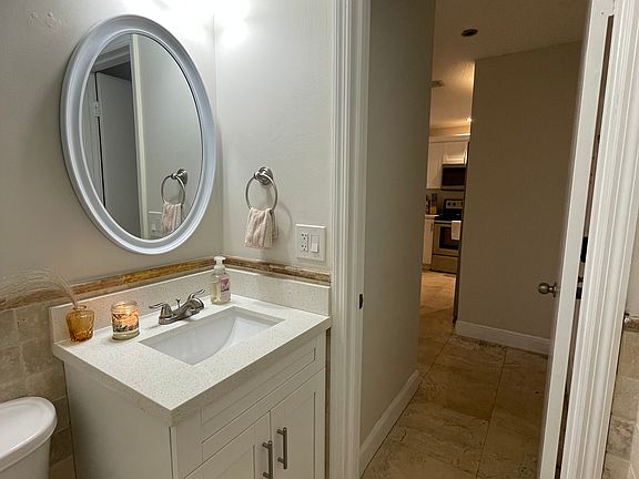 2nd image of 6255 Kendale Lakes Cir #219