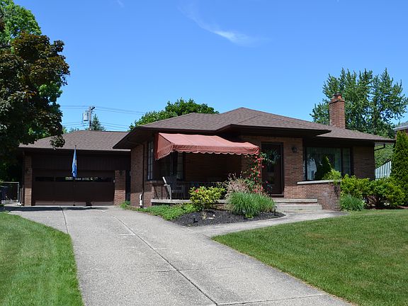 2nd image of 105 Darwin Dr