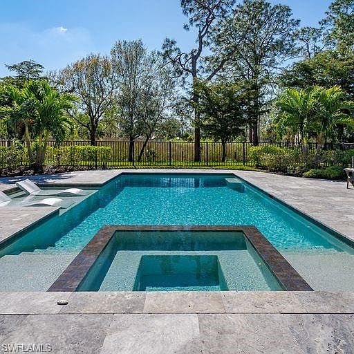 1st image of 1588 Mockingbird DR