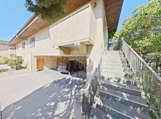 1016 E Canon Perdido St APT D, Santa Barbara, CA 93103