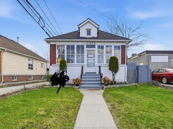 1023 Hall Ave, Windsor, ON N9A 2M6
