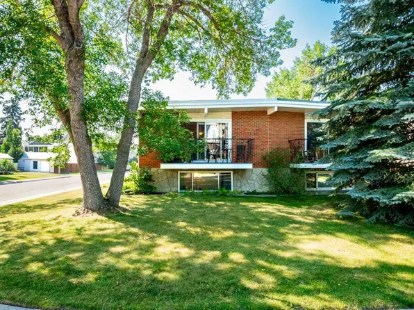 2301 N 4th Ave NW, Calgary, AB T2N 0P1