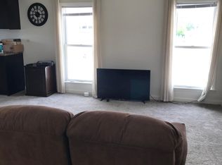 18 E Main St #3, Dundee, IL 60118